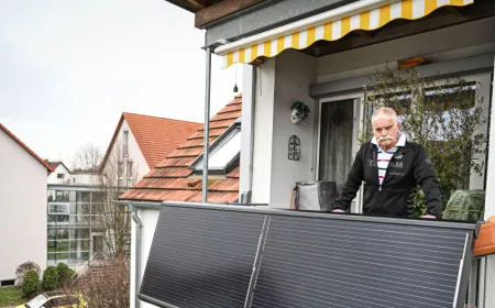 Why Balcony Solar Panels Haven’t Taken Off in the US