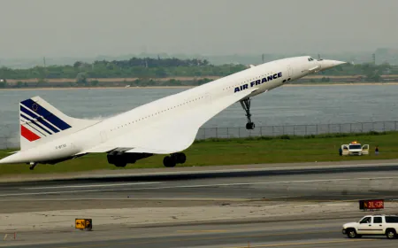France gives first supersonic Concorde jet historical monument status