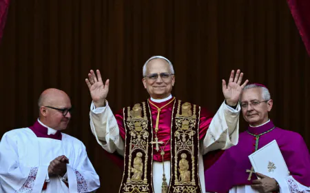 ????Cardinal Robert Prevost elected first American pope in history