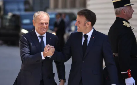 France, Poland pledge mutual defence in new cooperation treaty