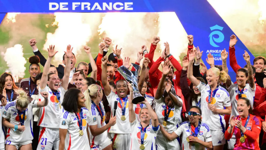 Lyon win fourth French women's crown in a row