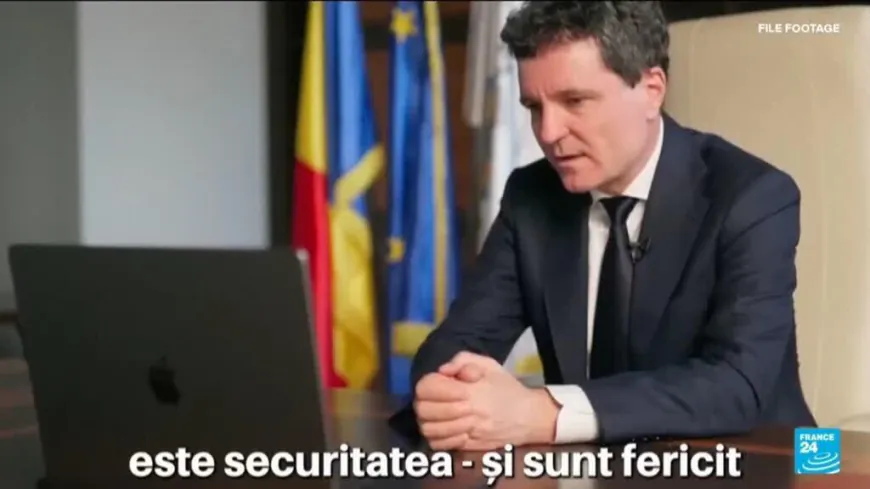 Romanians vote in a tense presidential runoff