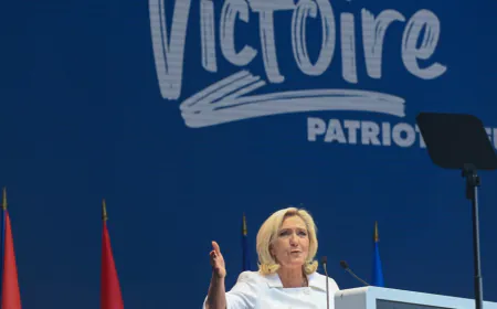 Le Pen pledges to 'take power in Europe' as far-right leaders rally in France