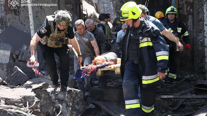 Russian strikes kill at least 26, injure over 200 in Dnipro