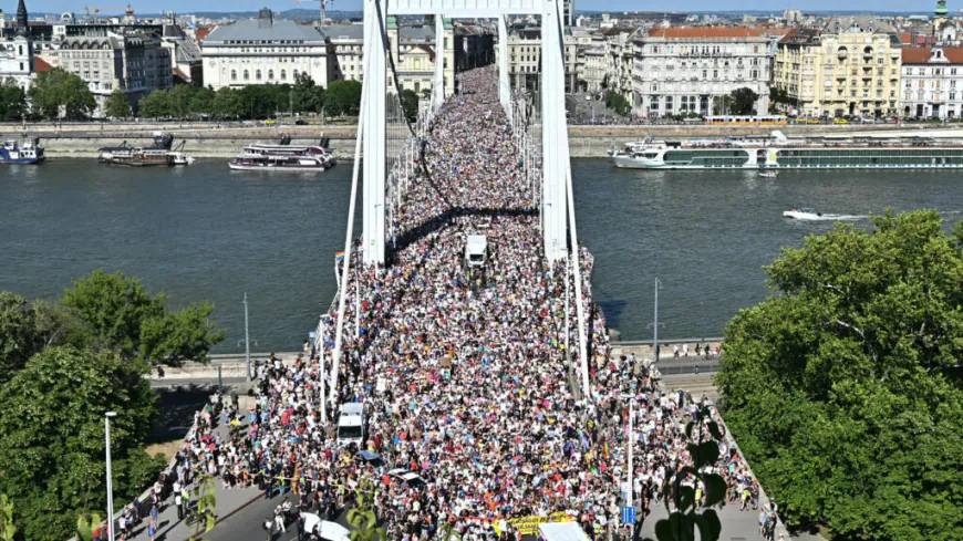 Strong turnout at Budapest Pride march despite government ban