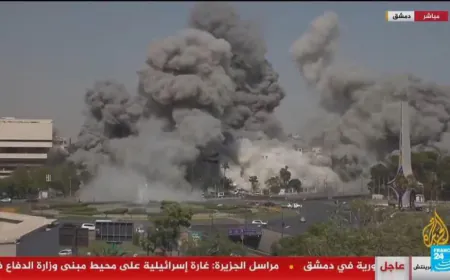 Israel launches heavy airstrikes in Damascus, vowing to protect Druze