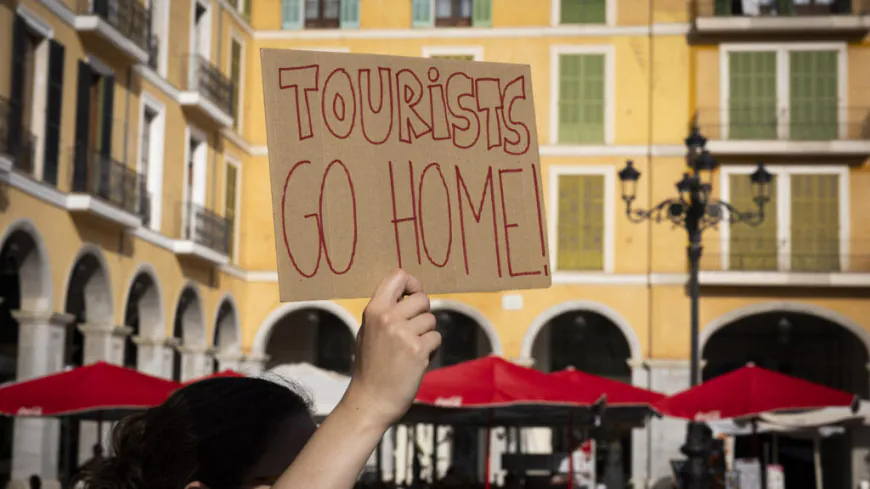 As other Europeans revolt, how has France avoided protests against over-tourism?