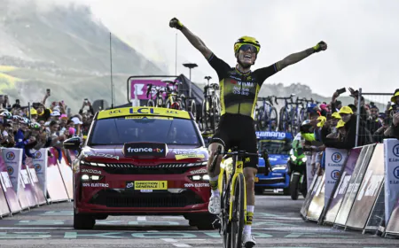 Home hero Ferrand-Prévot takes the lead in epic Tour de France climb