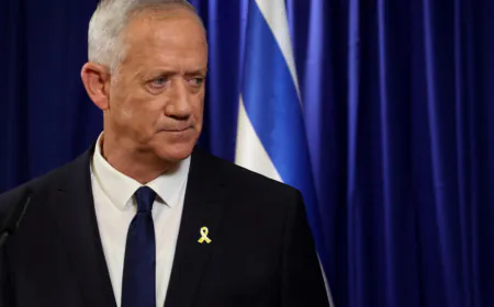 Netanyahu rival Benny Gantz offers political truce to help secure Gaza hostage deal