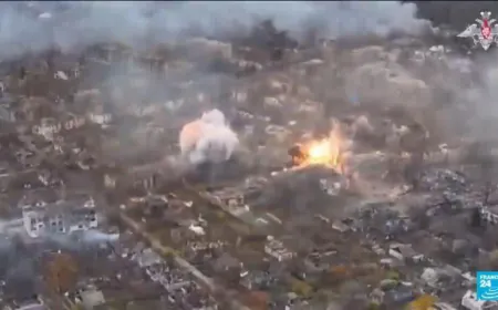 Russia says its forces advance in ruins of Pokrovsk, Ukraine says defenders hold on
