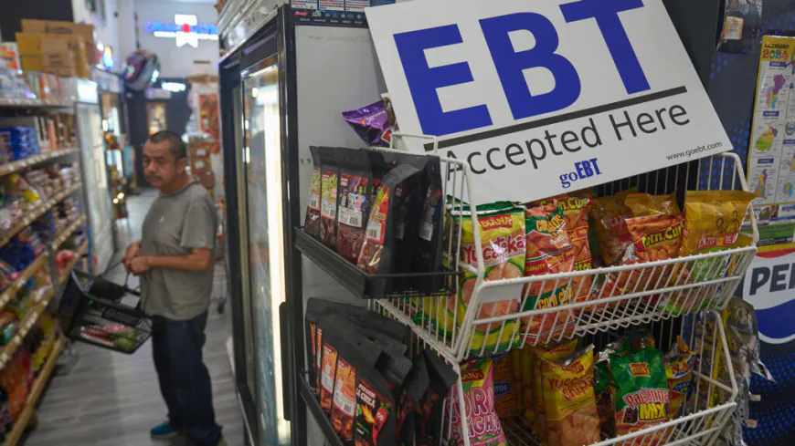 White House to offer reduced food aid during shutdown after court order