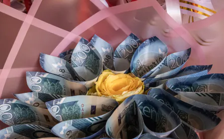 Can’t Buy Love? Kenya Bans Bouquets Made of Cash.
