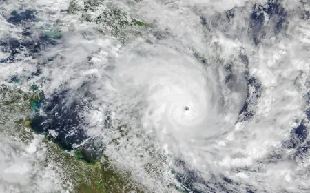 Tropical Cyclone Narelle Crosses Australia