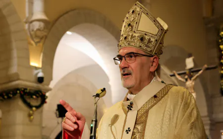 Israeli police bar top Catholic figure in Jerusalem from holding Palm Sunday mass at Holy Sepulchre