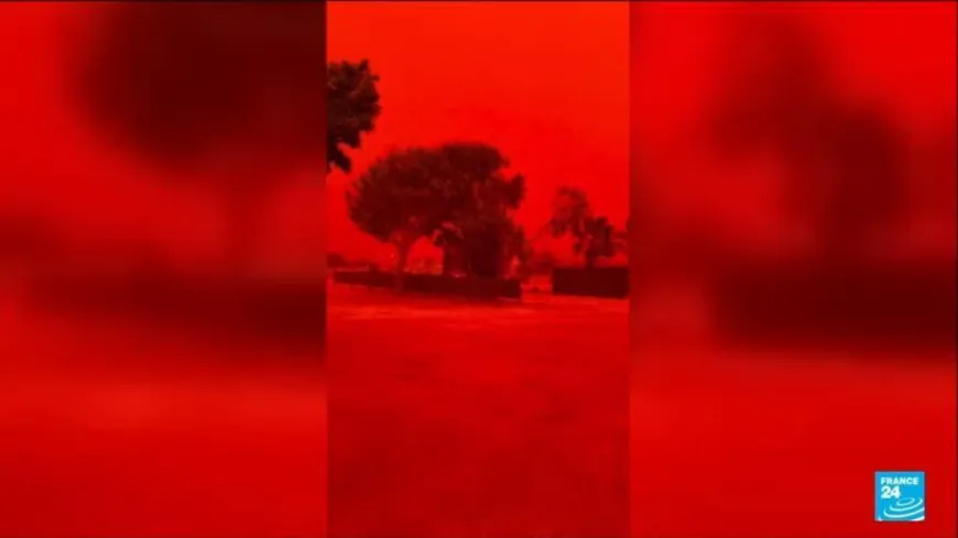 Dramatic red skies in Australia due to cyclone and soil drought