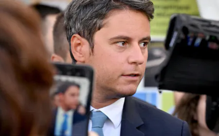 French presidential hopefuls share details of love lives ahead of race