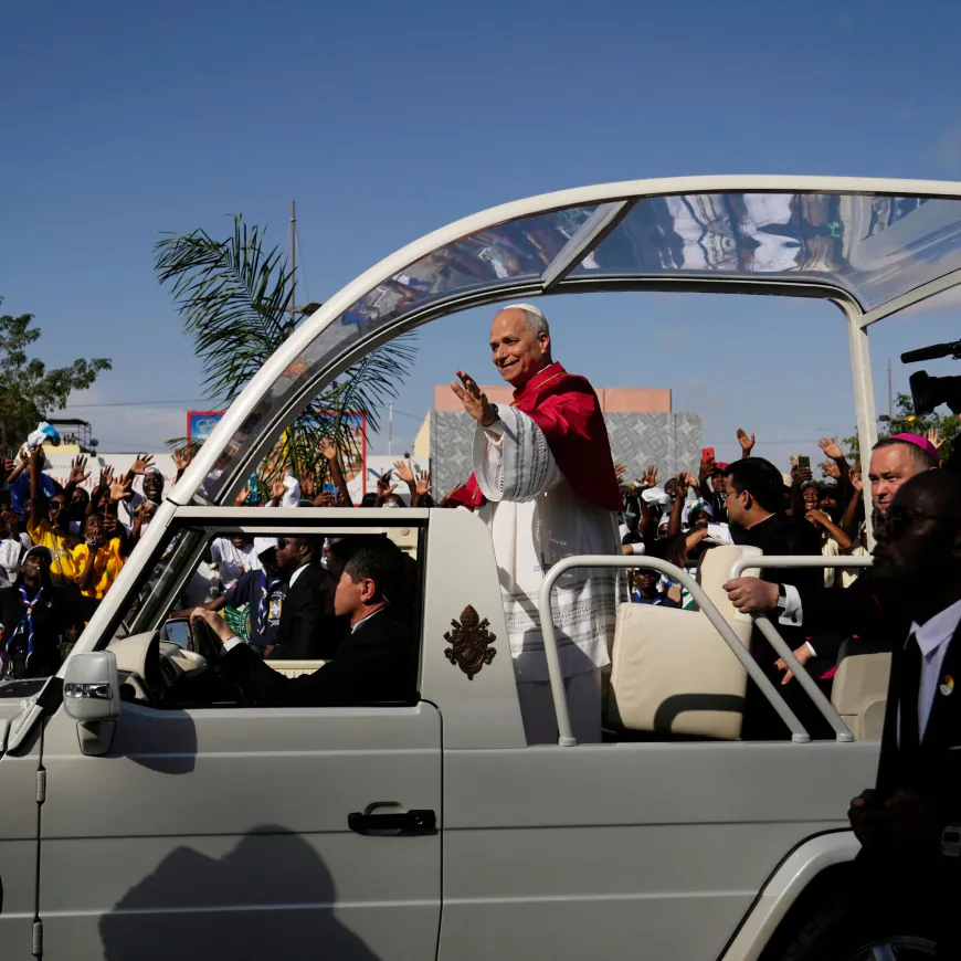 In Angola, Pope Leo XIV Faces the Legacy of Colonialism