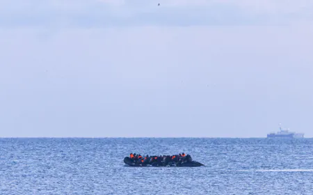 Two women die on migrant boat attempting to reach the UK from France