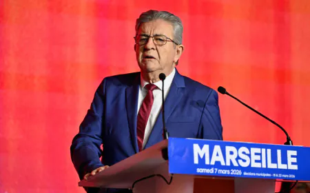 Veteran leftist Mélenchon to stand in 2027 French presidential election