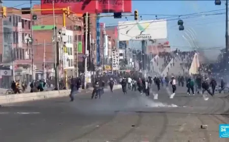 Bolivian police clash with protesters blocking roads into La Paz