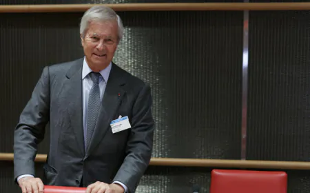 France’s film giant Canal+ to blacklist hundreds over petition against right-wing owner