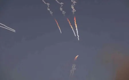 Middle East live: Iranian missiles target US bases in Jordan and Bahrain, Revolutionary Guards say