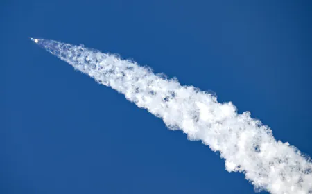 Musk's SpaceX set to make biggest-ever initial public offering on Wall Street