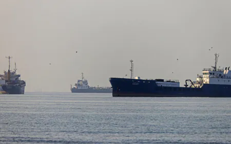 Despite agreement, G7 looks to decrease Strait of Hormuz reliance