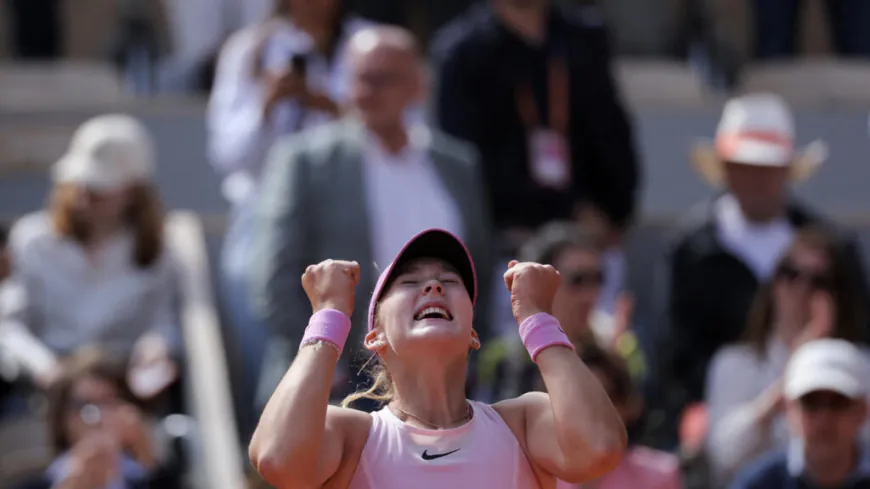 Russian Andreeva beats Poland's Chwalinska to win French Open title