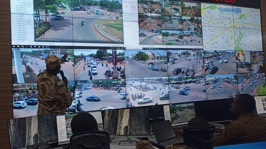 Burkina Faso : 649 morts en six mois, Ouagadougou passe à la vidéoverbalisation