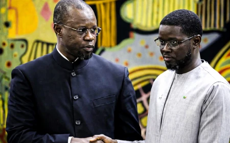 Sénégal : le Conseil constitutionnel bloque l’encadrement des fonds politiques, le duel Diomaye–Sonko change de terrain