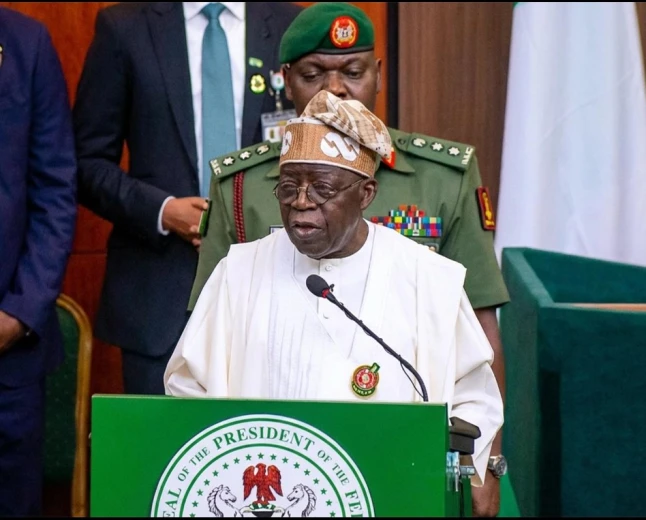 Tinubu joue sa réélection face à une question explosive — les Nigérians vivent-ils vraiment mieux ?