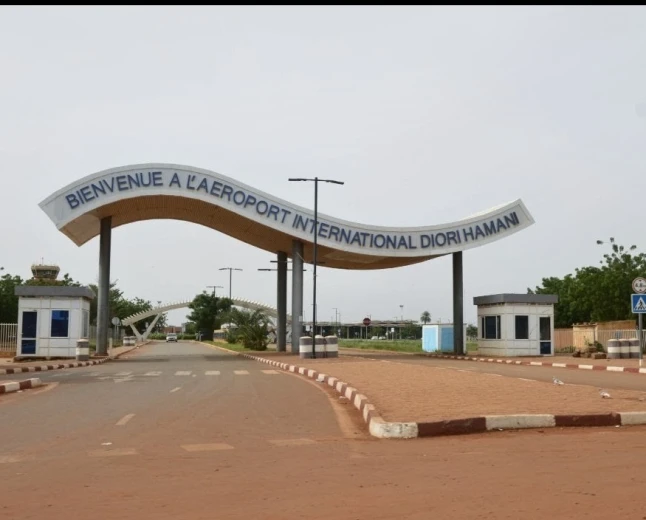 Niger : tirs nourris et explosions à Niamey, la Base 101 attaquée dans la nuit