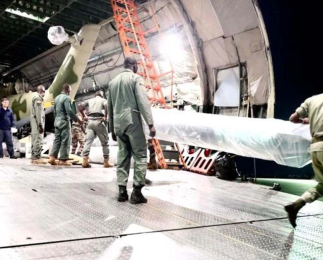 Russie–AES : 75 vols militaires liés à Moscou révèlent le pont aérien qui relie le Burkina Faso, le Mali et le Niger